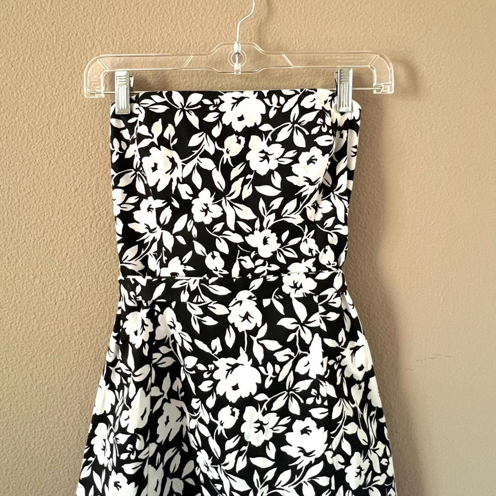 White House Black Market Floral Strapless Fit & Flare Dress - Picture 2 of 11